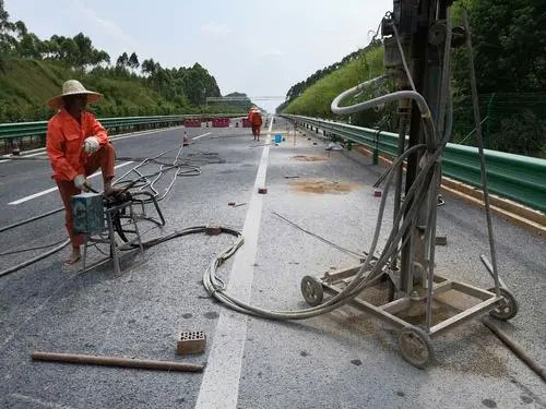 辛集路基注浆